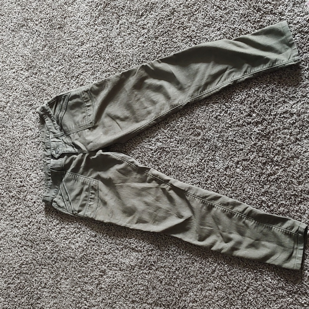 Size 4 Women's subtle olive green Marmot skinny jeans